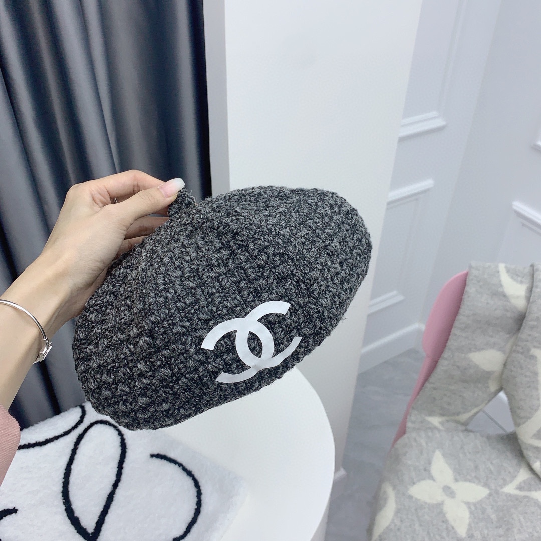 Streetwear Hat Chanel 328885 - vstockx