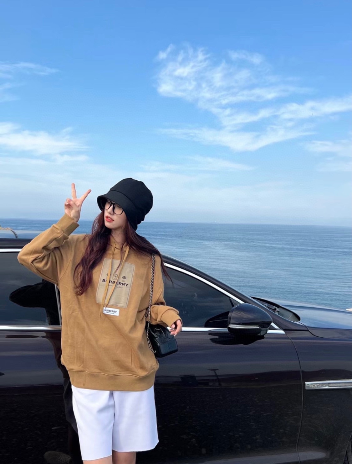 Clothes Burberry 814 - vstockx