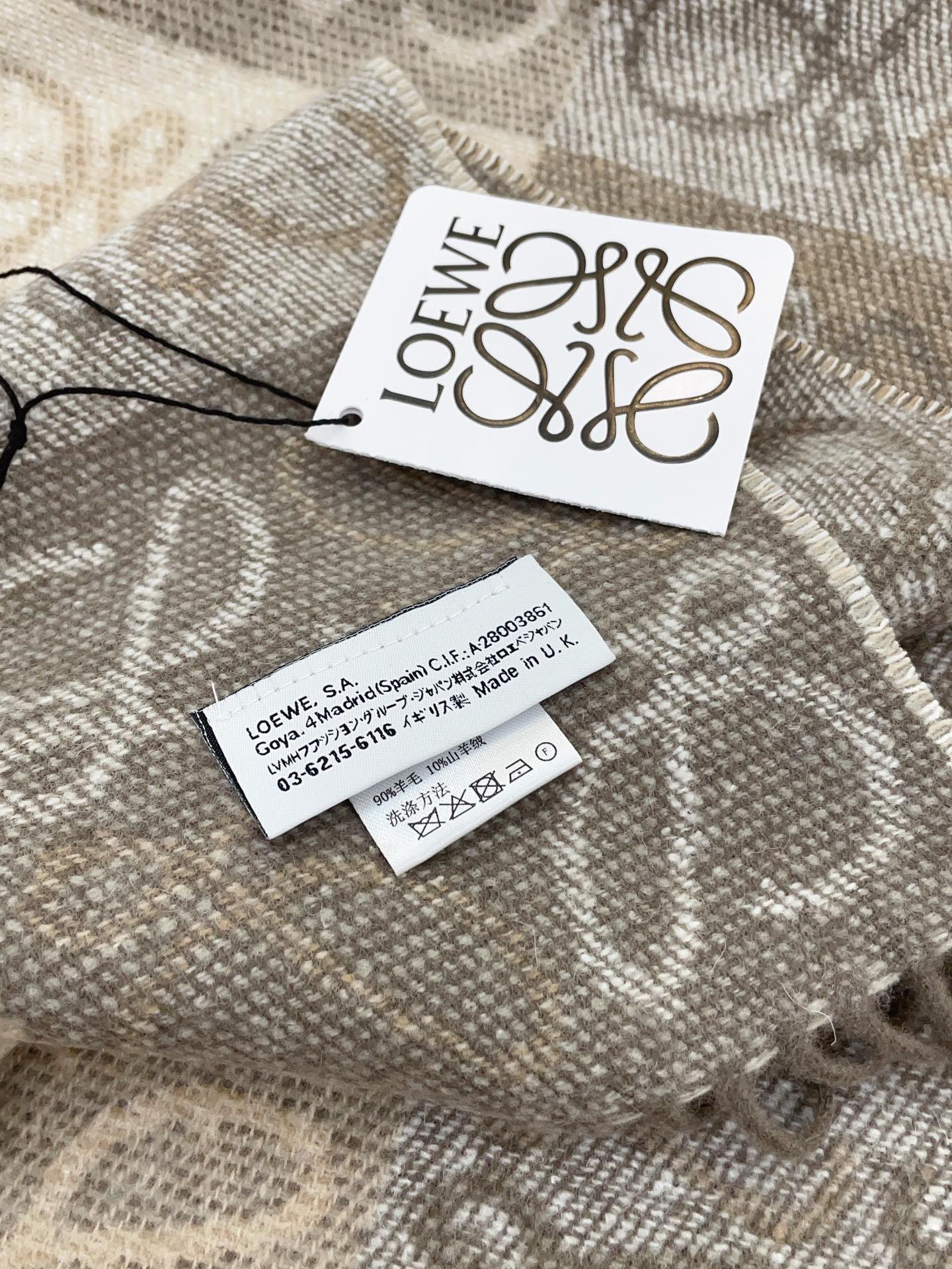 Streetwear Scarf Loewe 328732 SIZE:40x200cm - vstockx