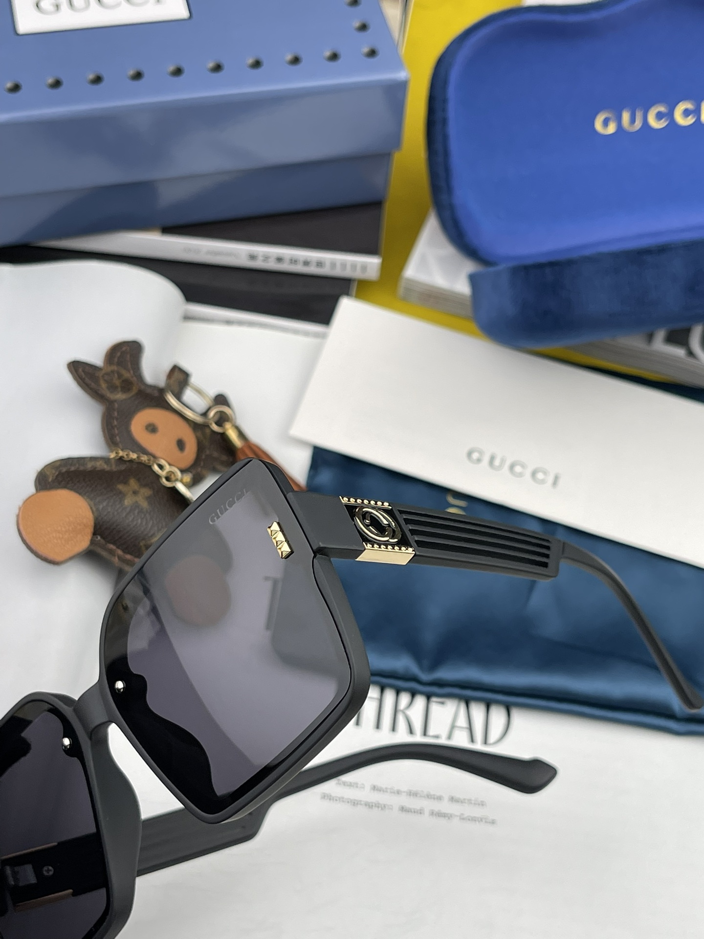 Sunglasses Gucci G1592 - vstockx