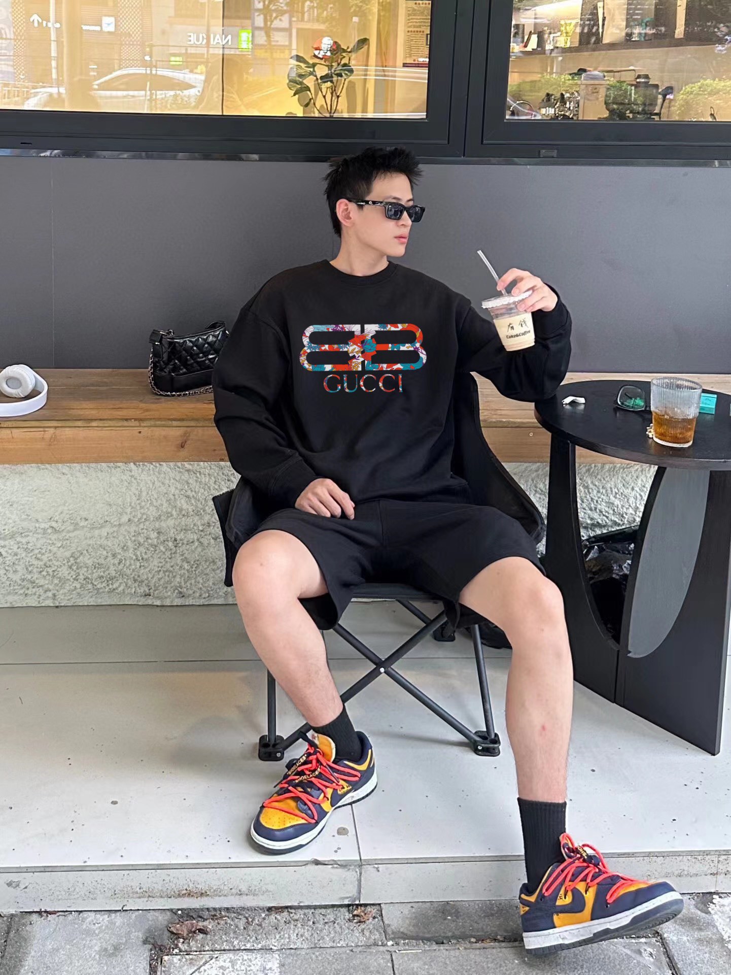 Clothes Gucci 323 - vstockx