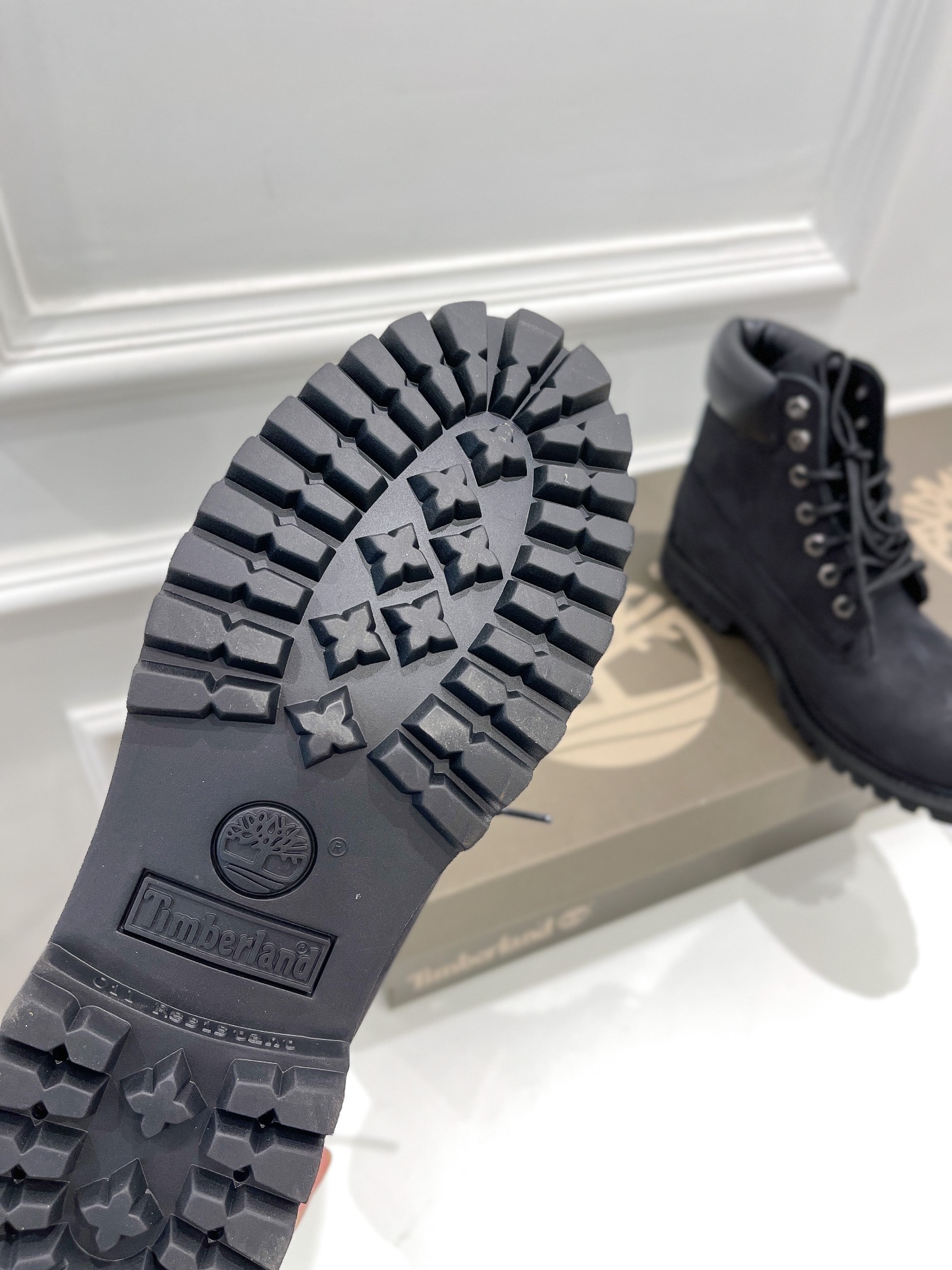 Timberland Premium 6-Inch Waterproof Boots 6 - vstockx