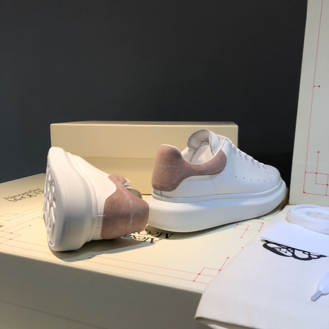Alexander McQueen Oversized Light Pink - vstockx