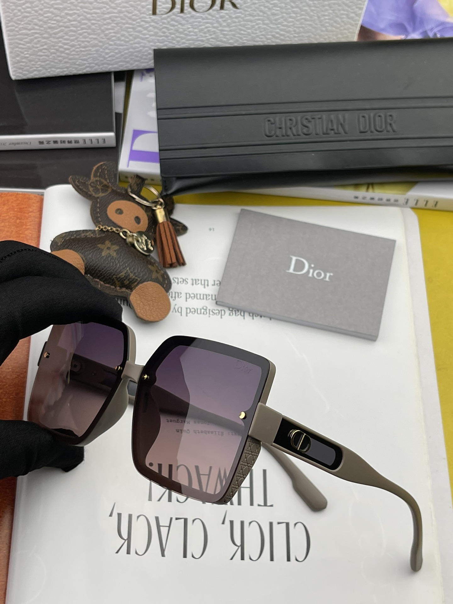 sunglasses Dior CD2727 - vstockx