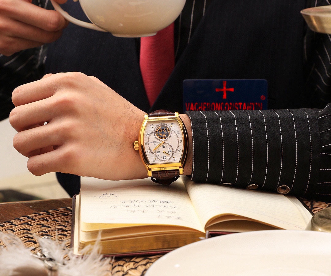 Watches Hublot 30080/000P-9357 size:39*12 mm - vstockx