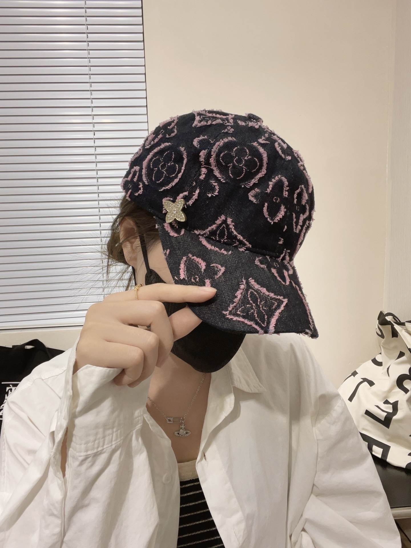 Streetwear Hat LV 329055 - vstockx