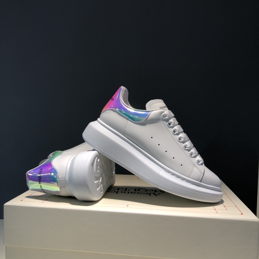 Alexander McQueen Oversized Shock Pink - vstockx