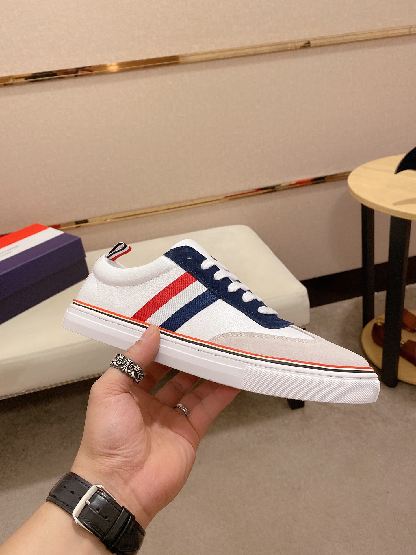 Thom Browne Low Top Sneaker 6 - vstockx