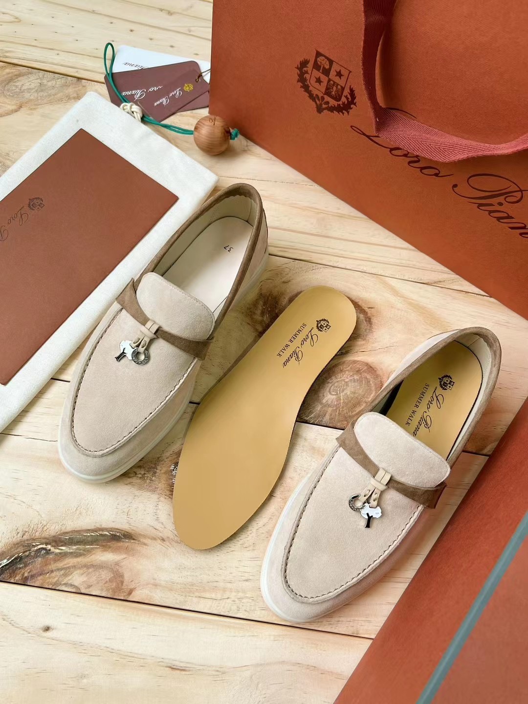 Loro Piana shoes 314 - vstockx