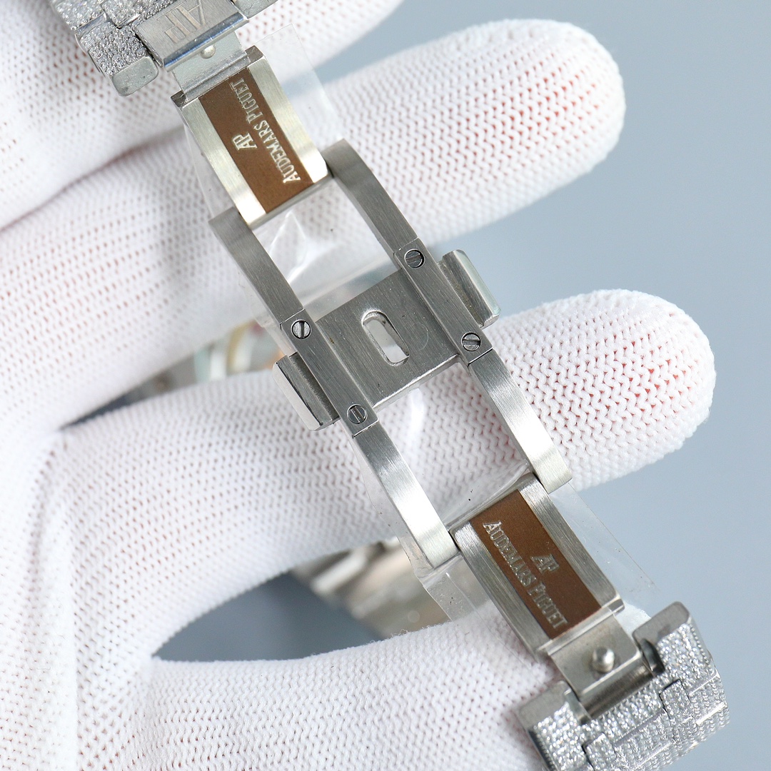 Watches AudemarsPiguet 323123 size:42*12 mm - vstockx