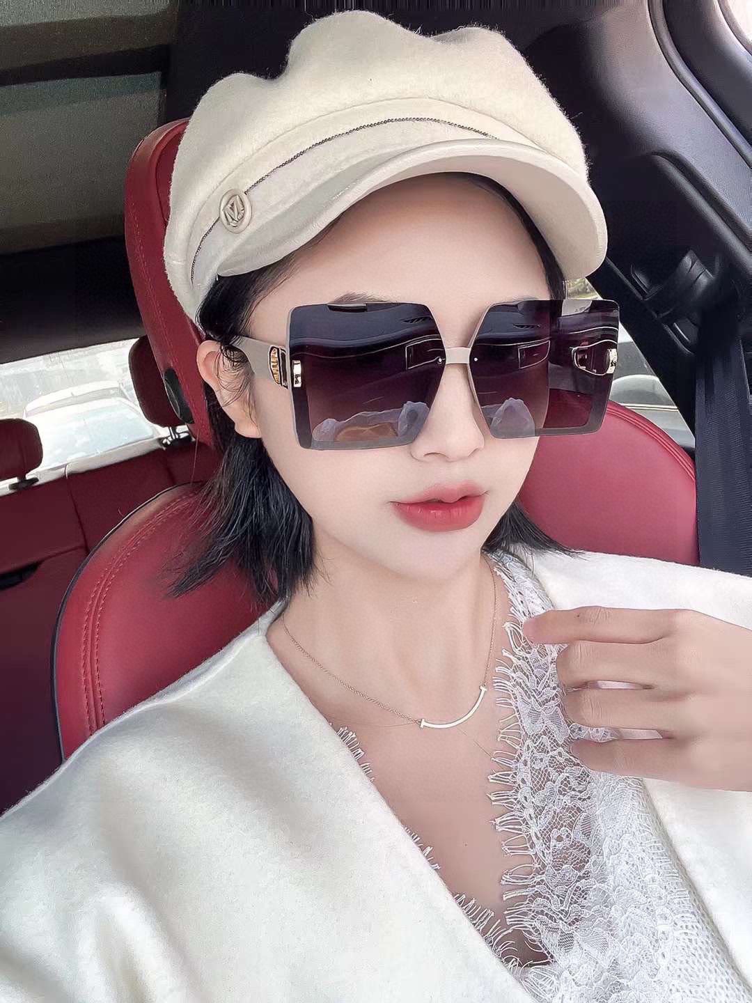 sunglasses Dior 5015 - vstockx