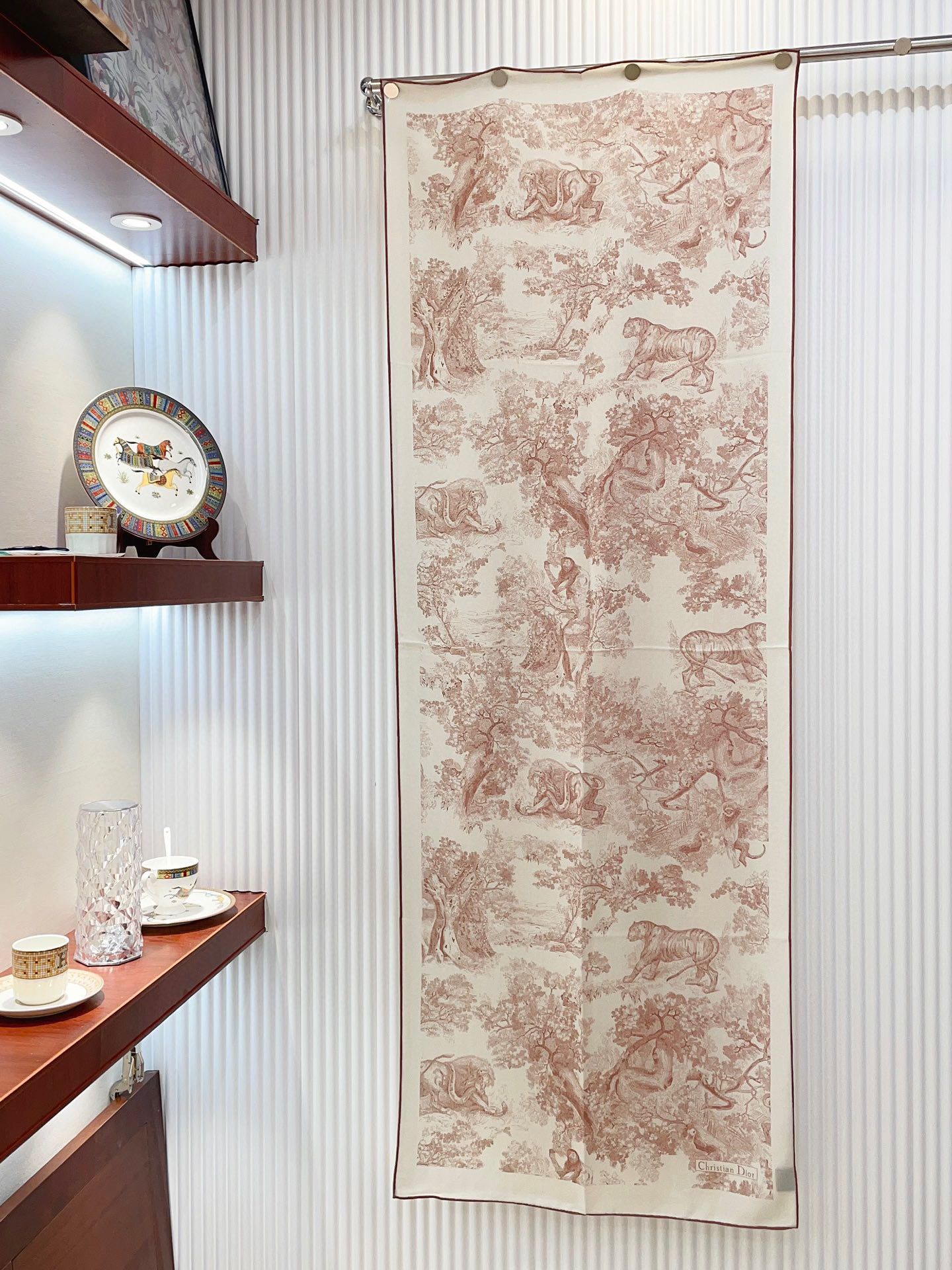 Streetwear Scarf Dior 328749 SIZE:60*180cm - vstockx