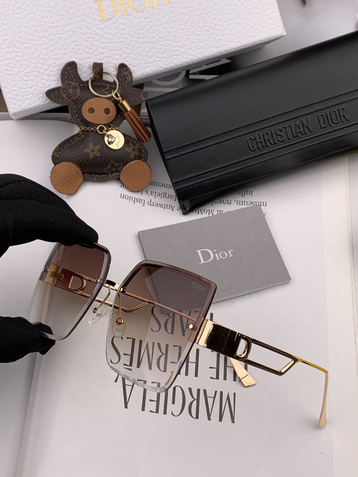 sunglasses Dior D9681 - vstockx