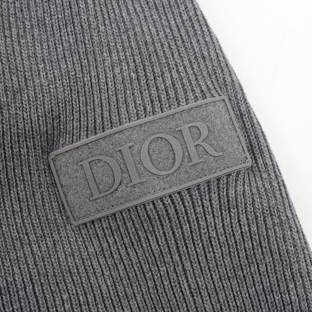 Clothes DIOR 621 - vstockx