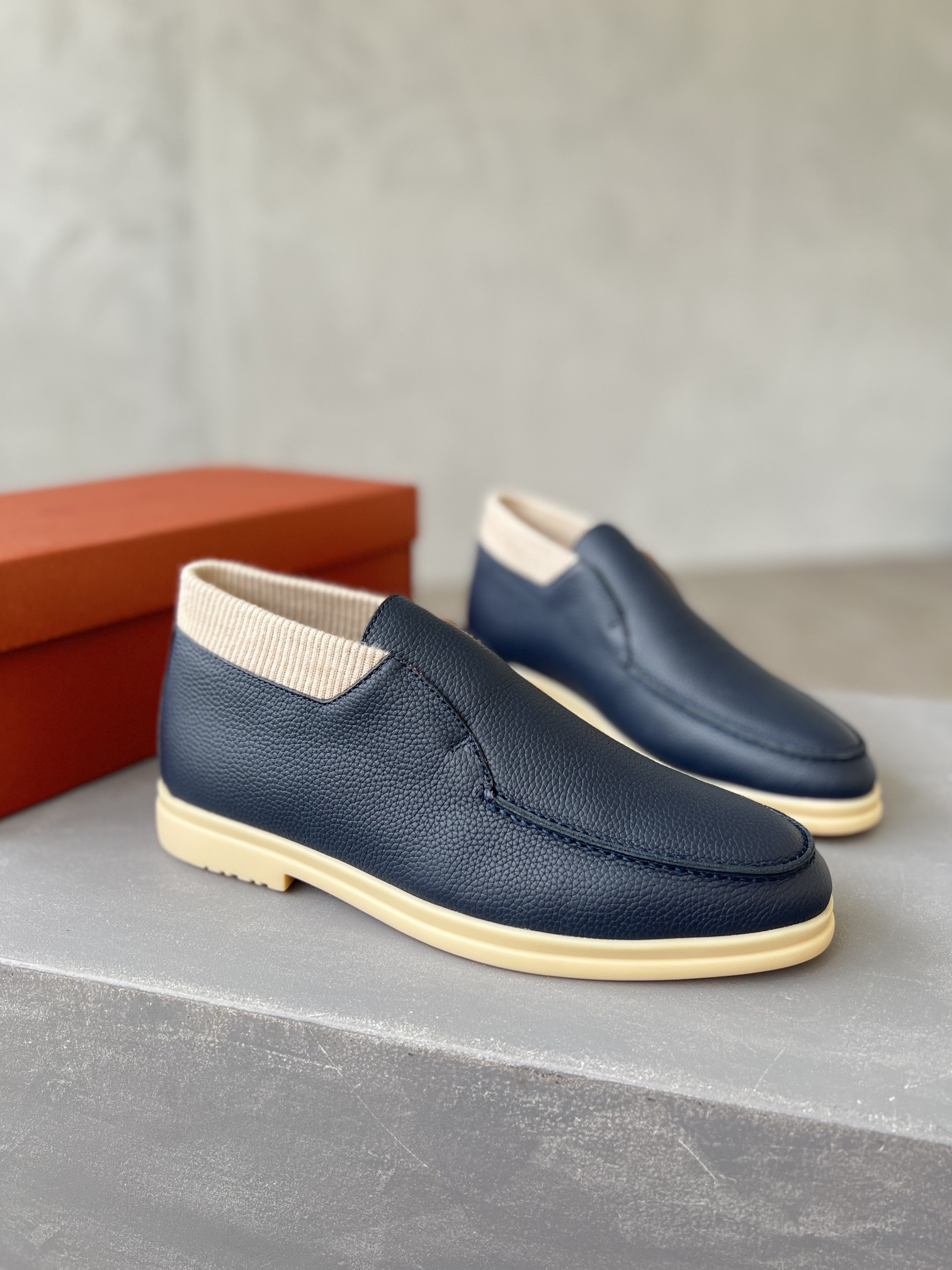 Loro Piana shoes 233 - vstockx