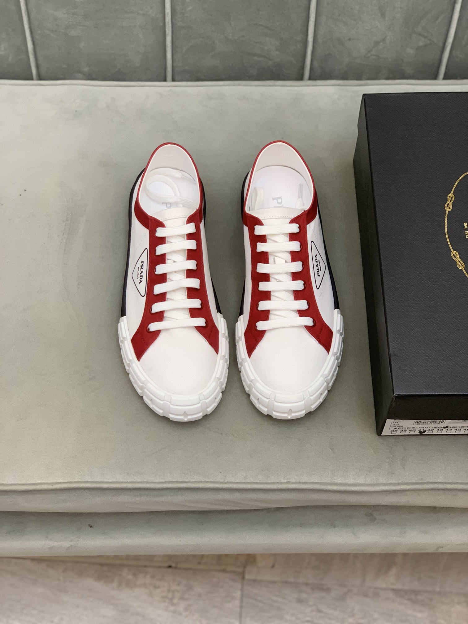 Prada Wheel Cassetta sneaker 1 - vstockx