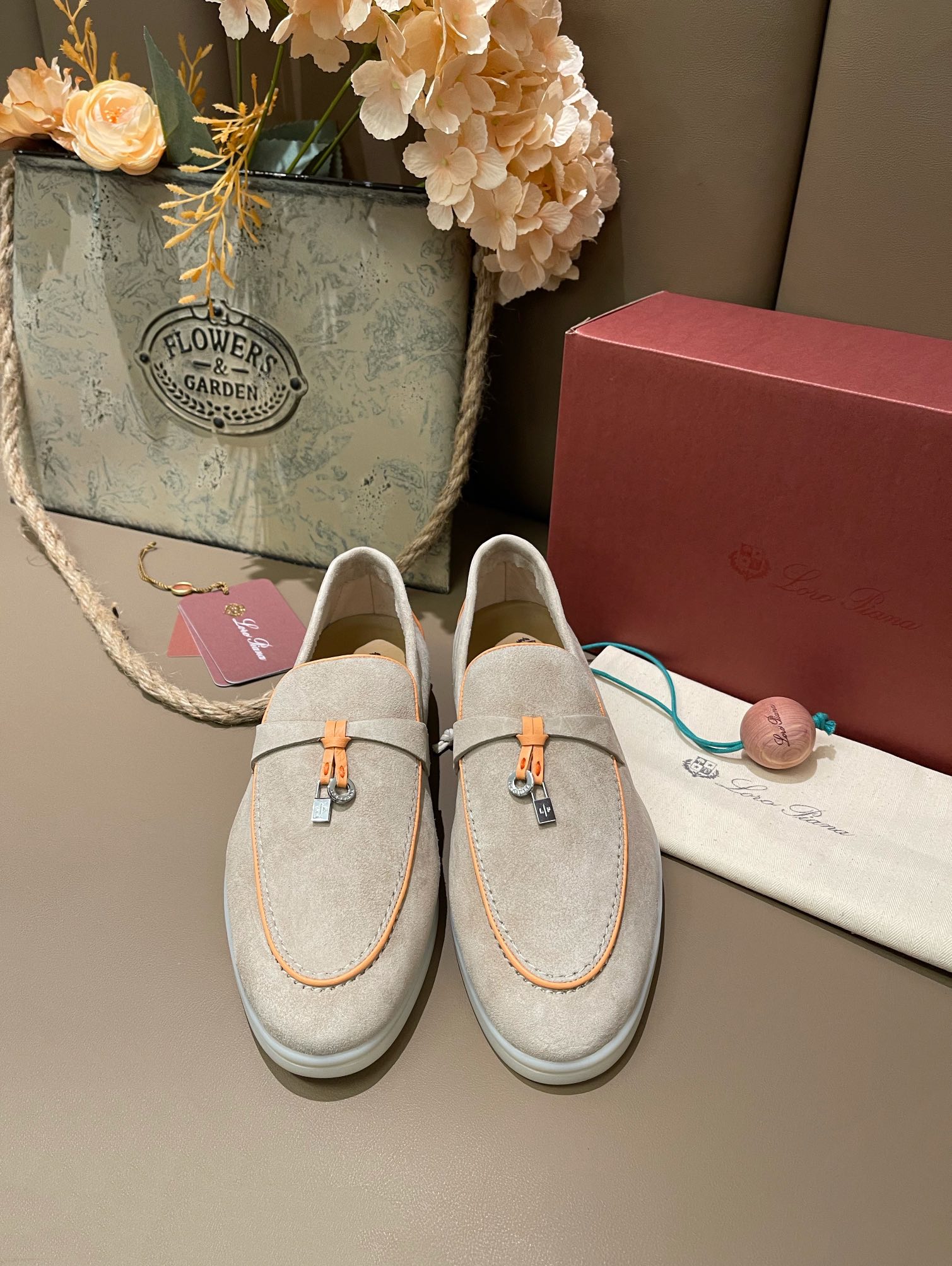 Loro Piana shoes 165 - vstockx
