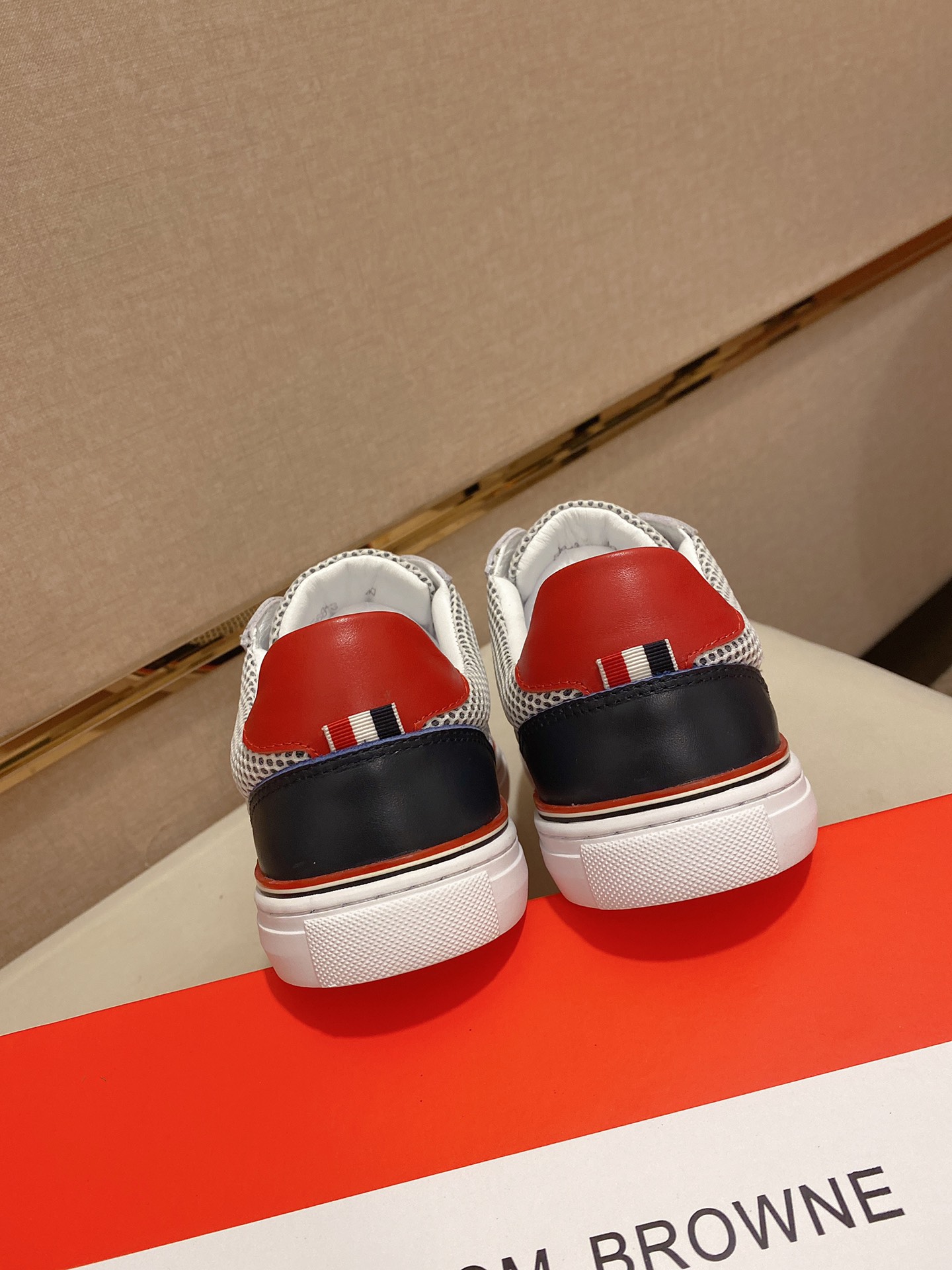 Thom Browne Low Top Sneaker 11 - vstockx