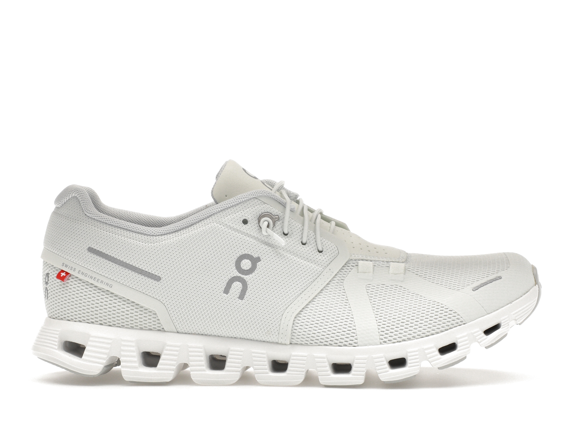 On Running Cloud 5 Ice White - vstockx