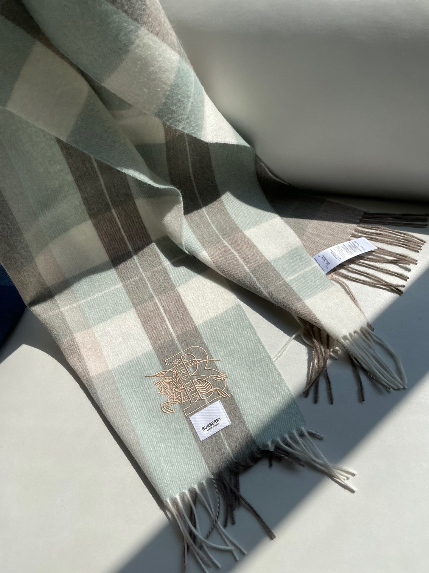 Streetwear Scarf Burberry 329089 size:180*35cm - vstockx