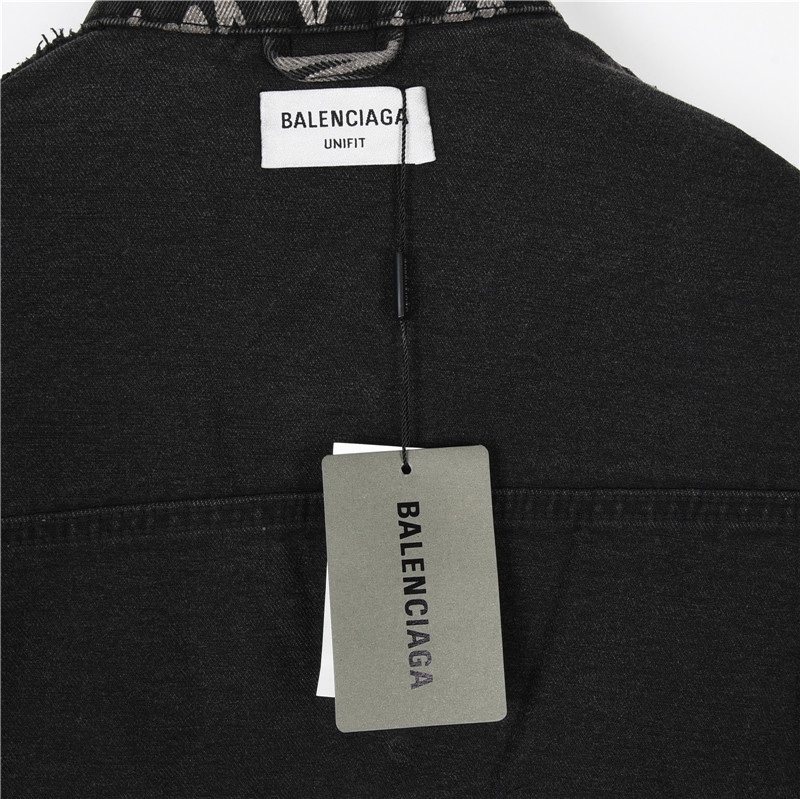 Clothes Balenciaga 133 - vstockx