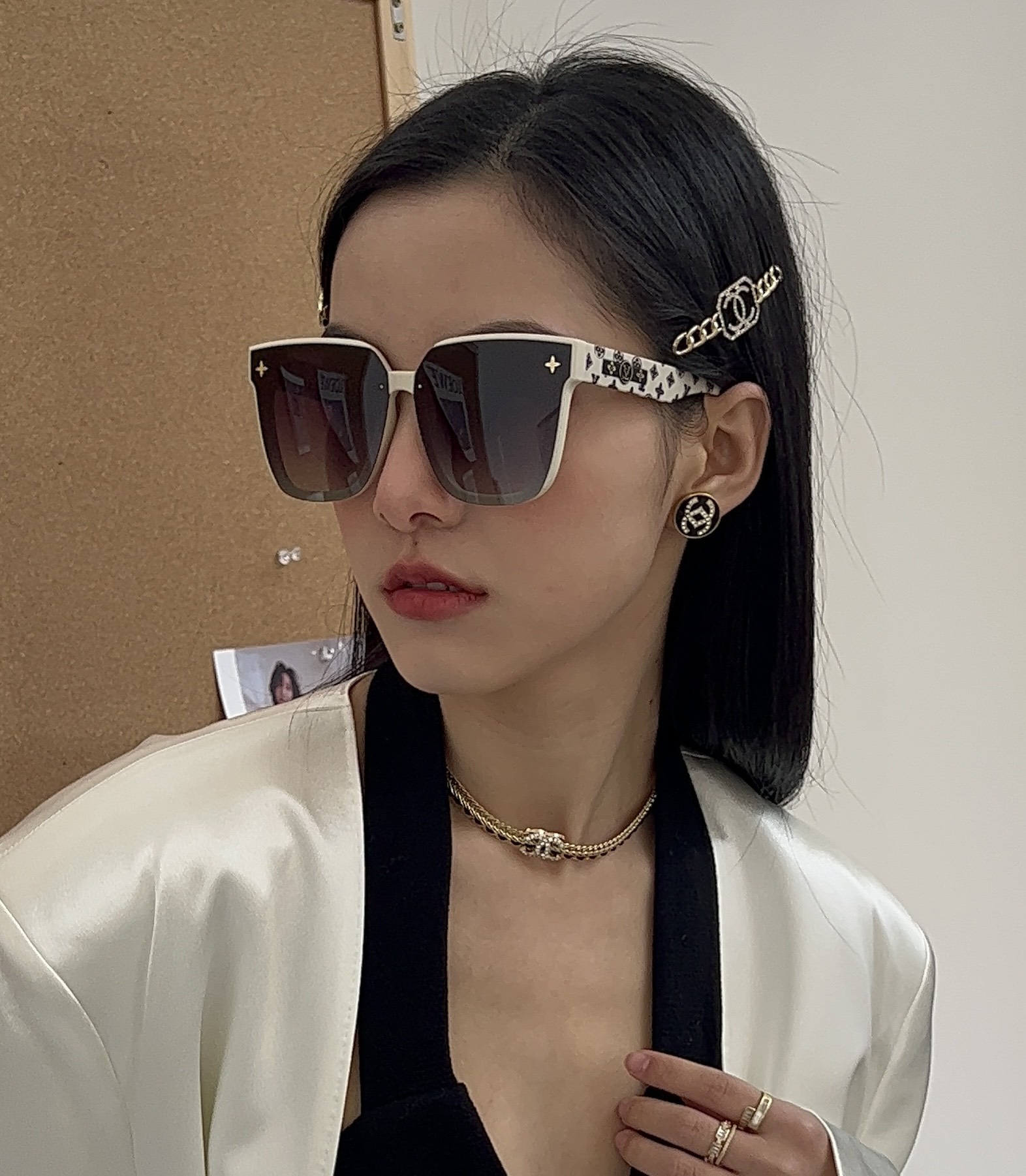 sunglasses Dior L1971 - vstockx