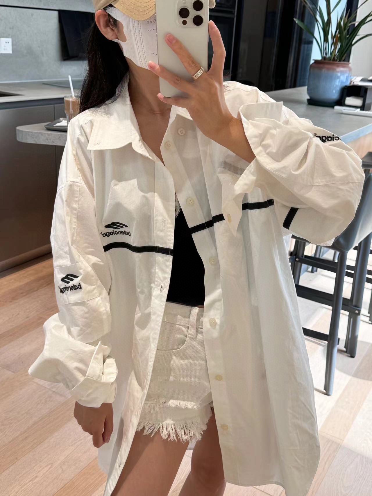 Clothes Balenciaga 143 - vstockx