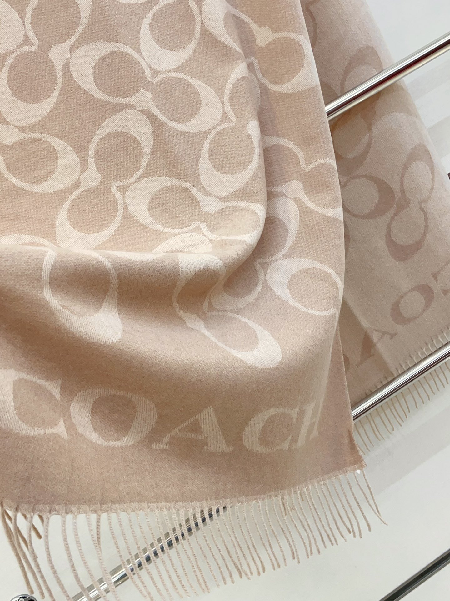 Streetwear Scarf COACH 328771 SIZE:195×53cm - vstockx