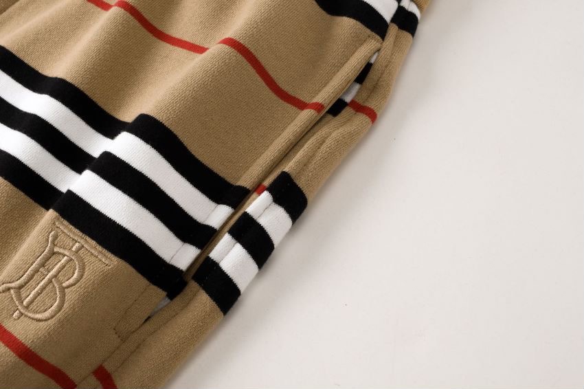 Clothes Burberry 336 - vstockx