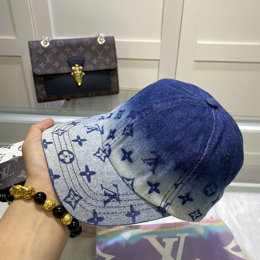Hat Louis Vuitton 2 - vstockx