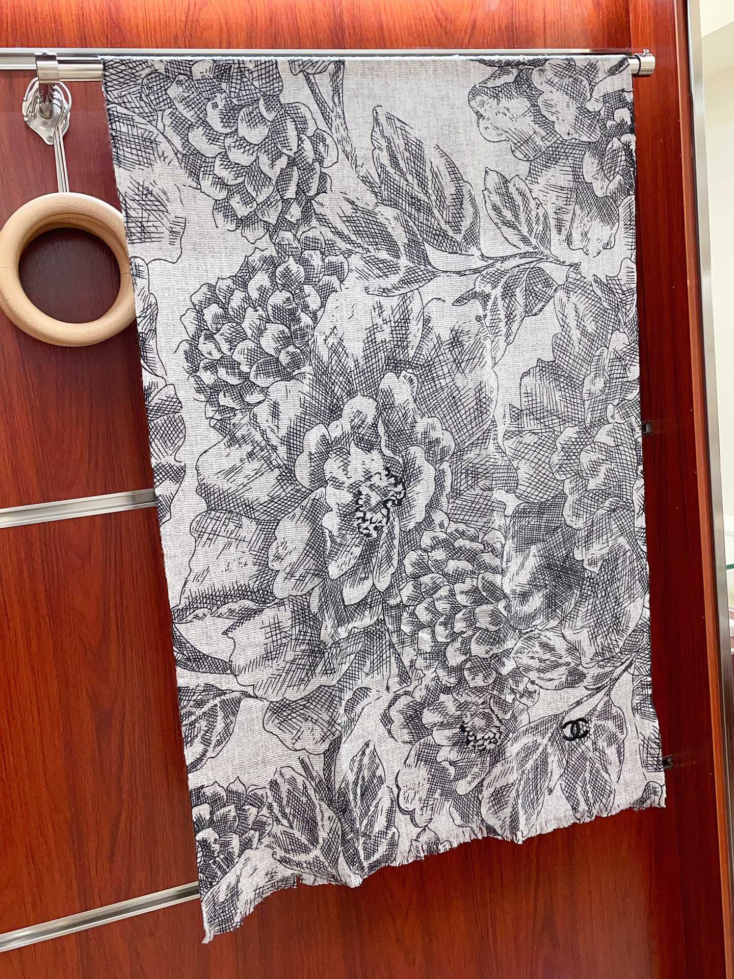 Streetwear Scarf CHANEL 328733 SIZE:70cm*180cm - vstockx