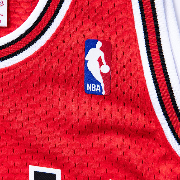 Mens Chicago Bulls B.J. Armstrong Mitchell & Ness Red 1990-91 Hardwood Classics Swingman Jersey - vstockx