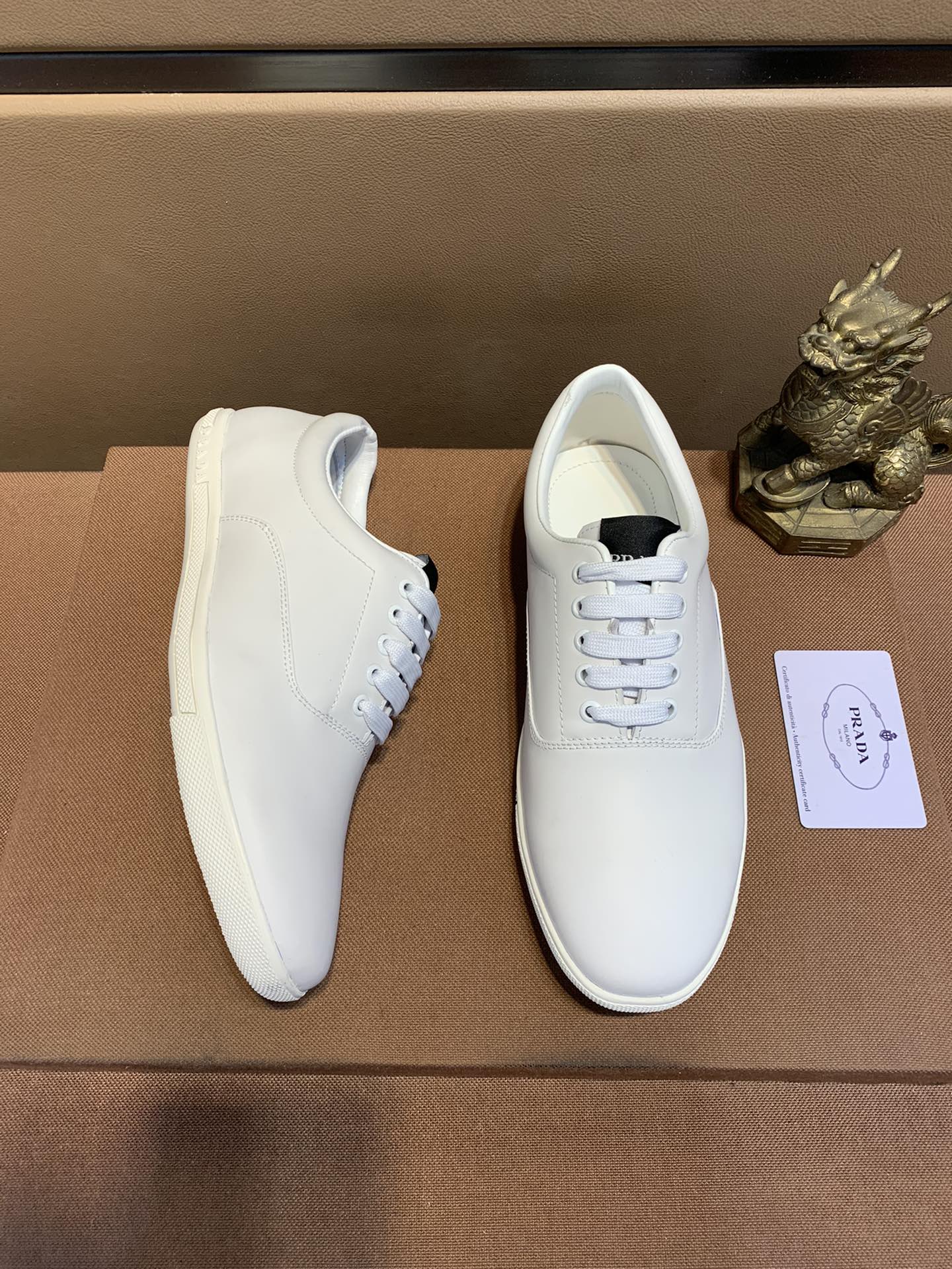 Prada Low Top sneaker 20 - vstockx