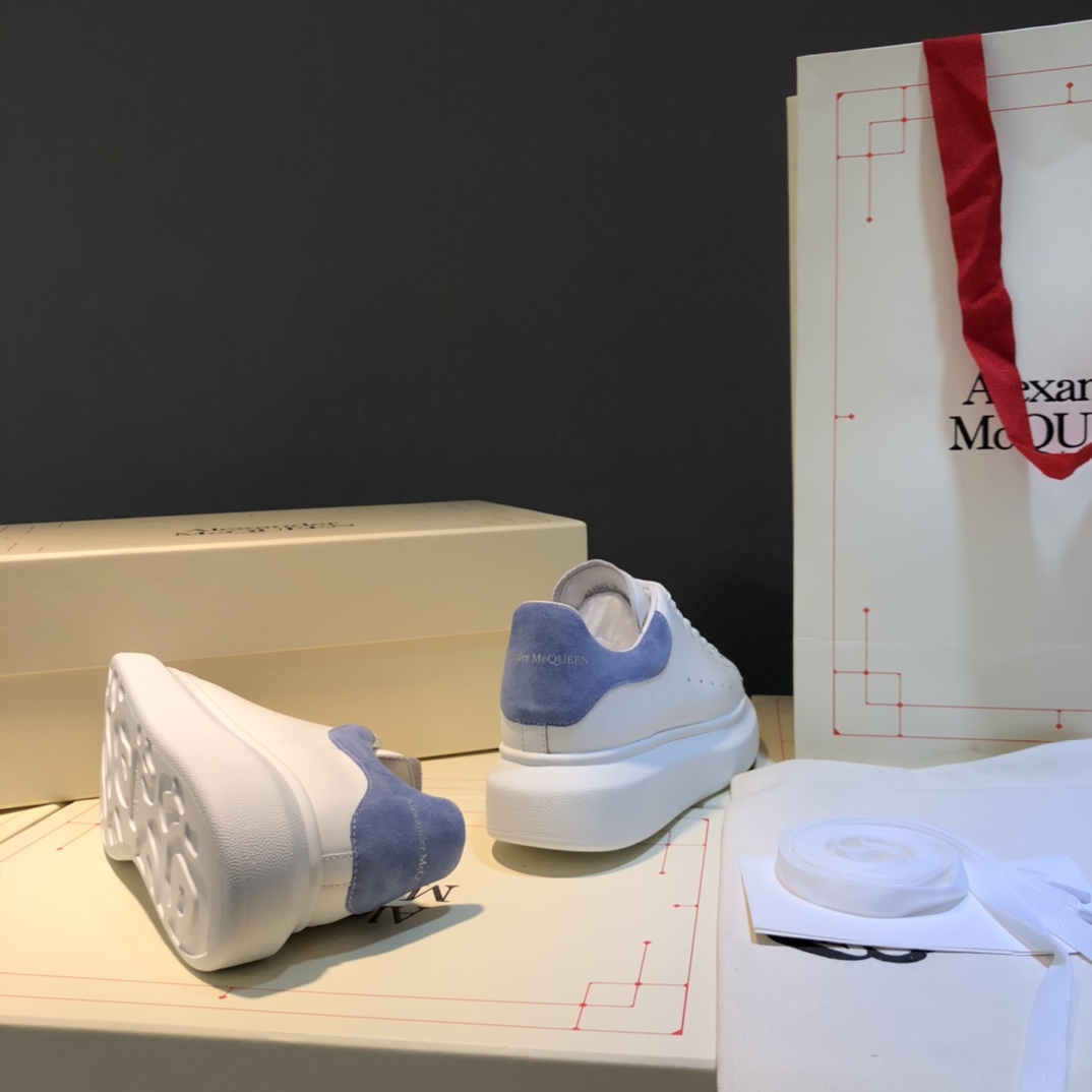 Alexander McQueen Oversized White Electric Blue (W) - vstockx
