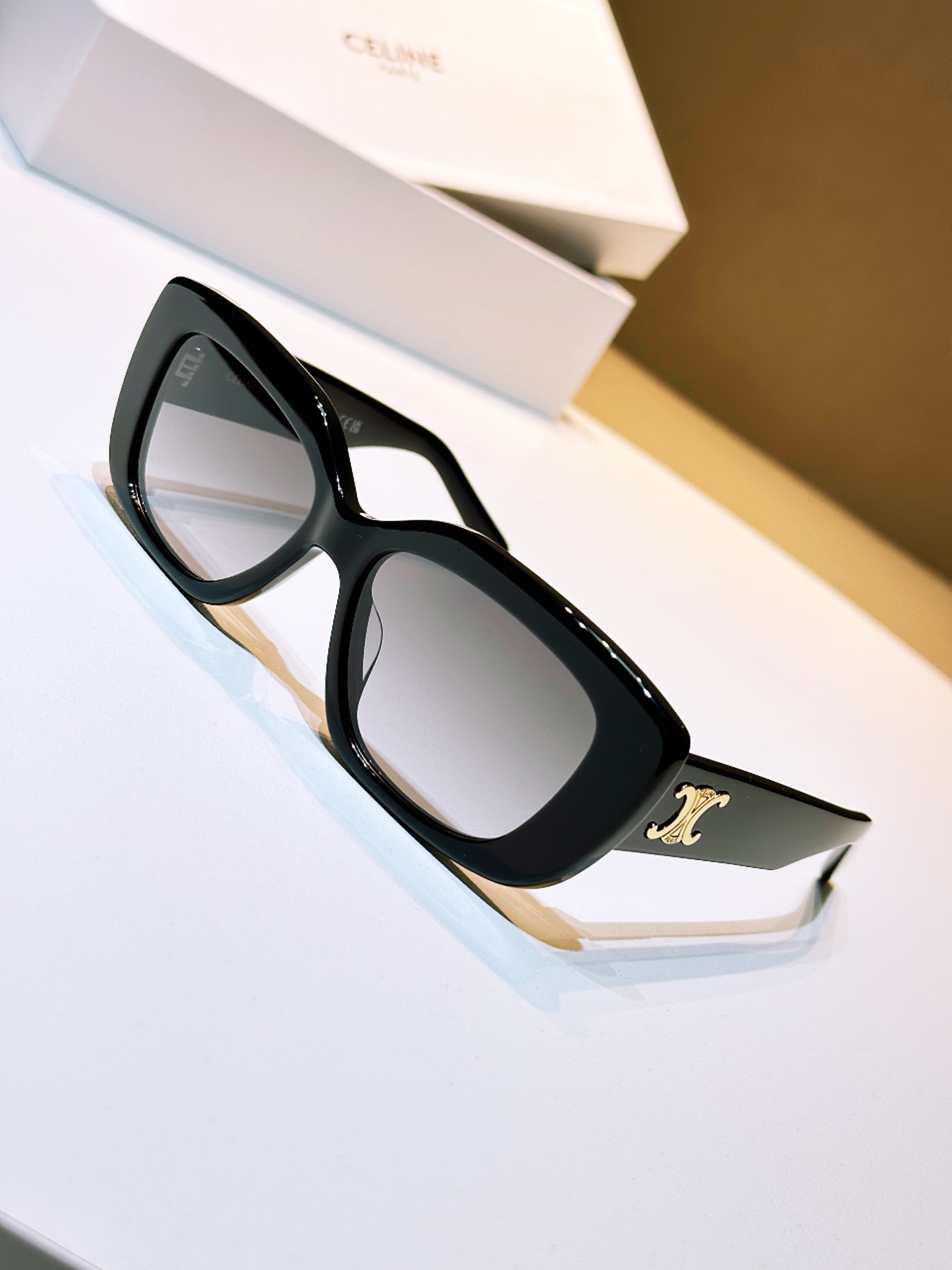 Sunglasses Celine 55 15 135 - vstockx