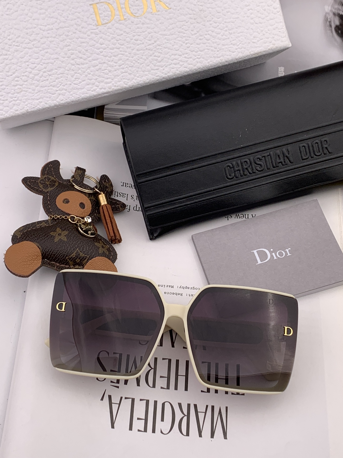 Sunglasses DIOR D0292 - vstockx