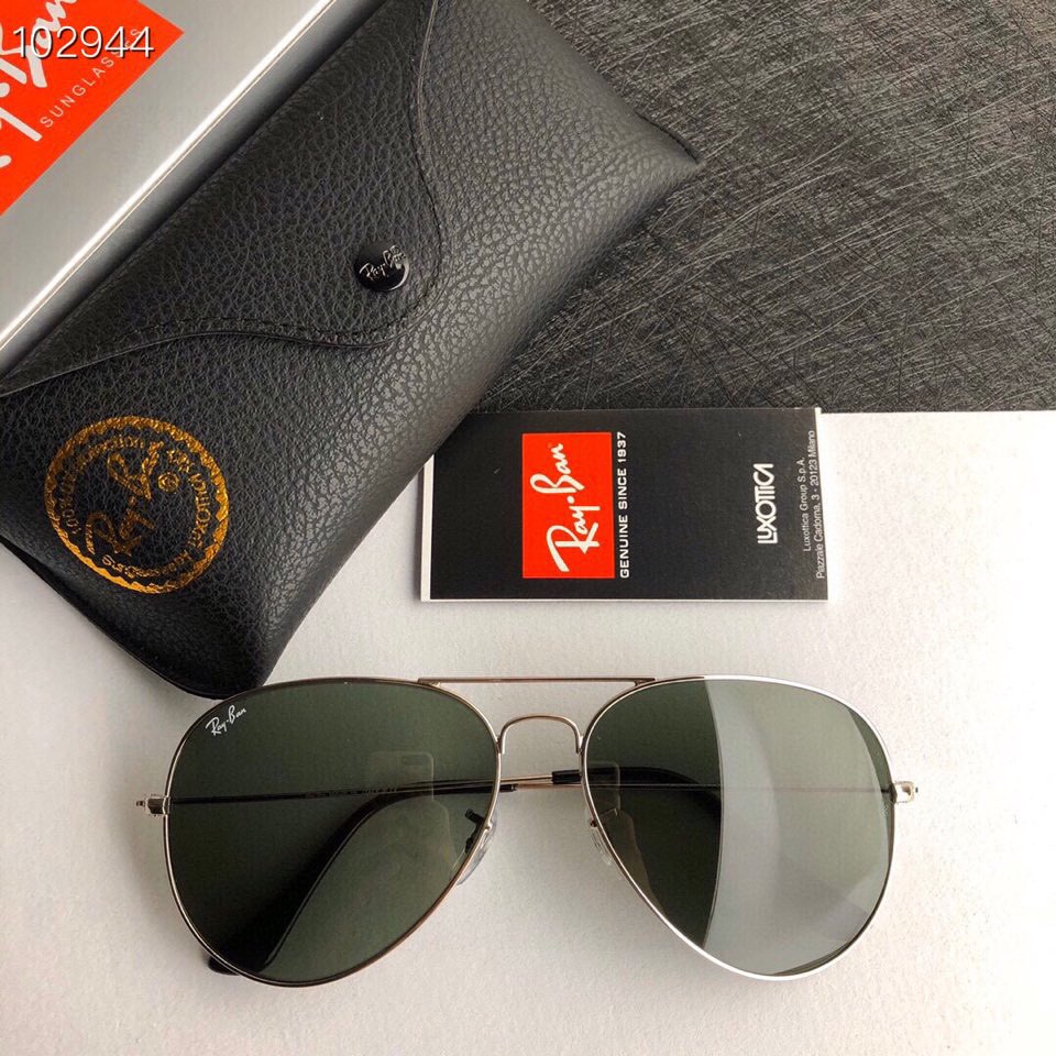 Sunglasses Ray-Ban RB3025 size:58-14-140 - vstockx