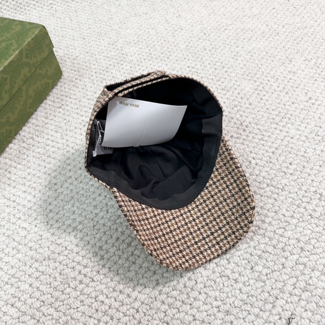 Streetwear Hat Miu 329312 - vstockx