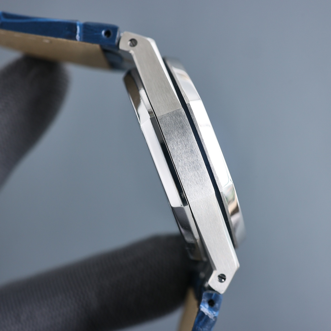 Watches AudemarsPiguet 323087 size:41*12 mm - vstockx