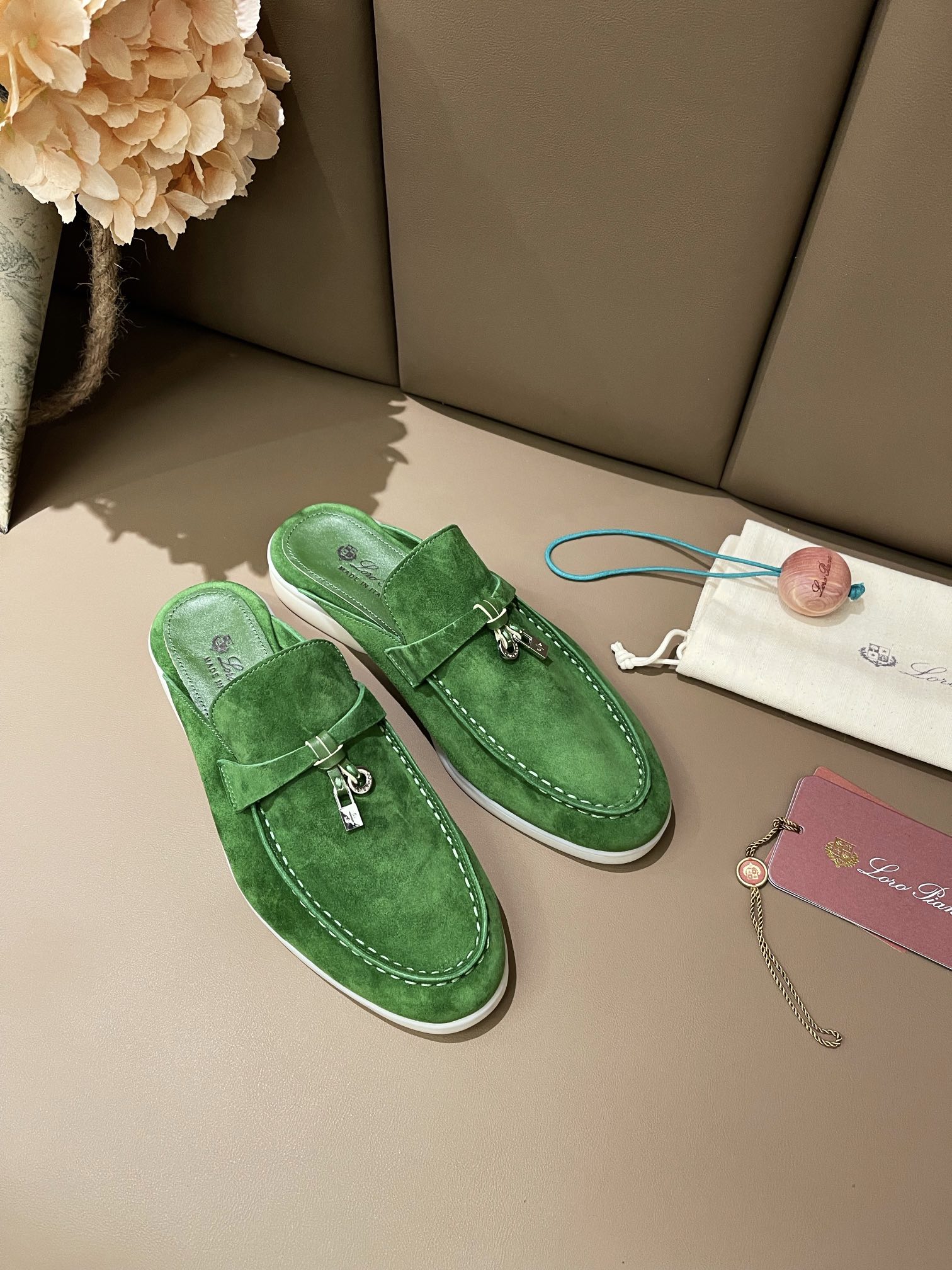 Loro Piana shoes 258 - vstockx