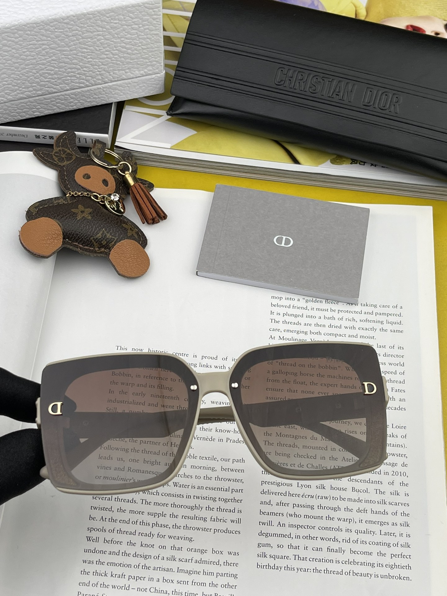 sunglasses Dior CD1615 - vstockx