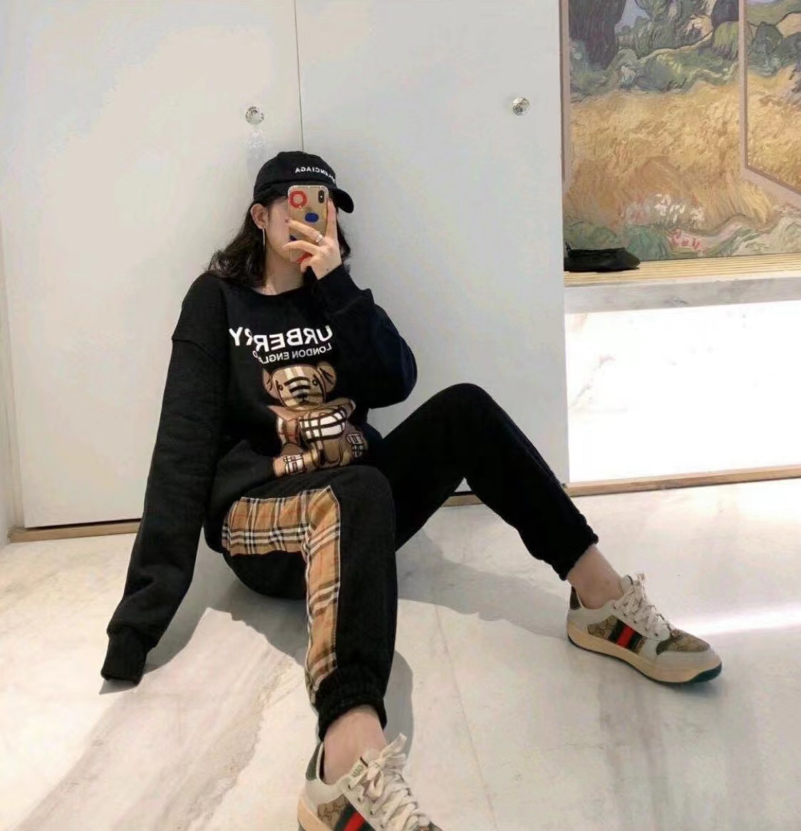 Clothes Burberry 816 - vstockx