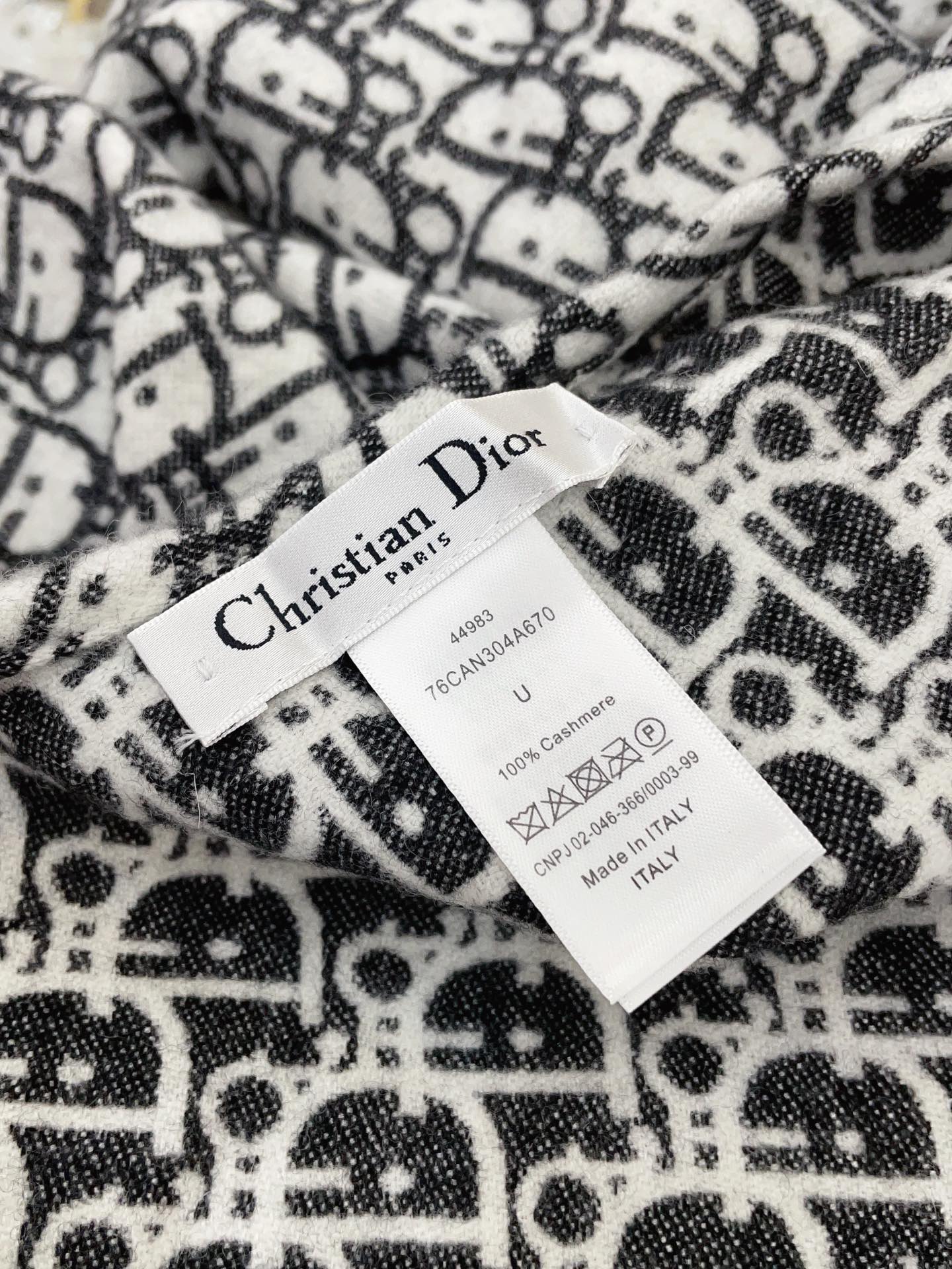 Streetwear Scarf Dior 328809 size:140*140cm - vstockx