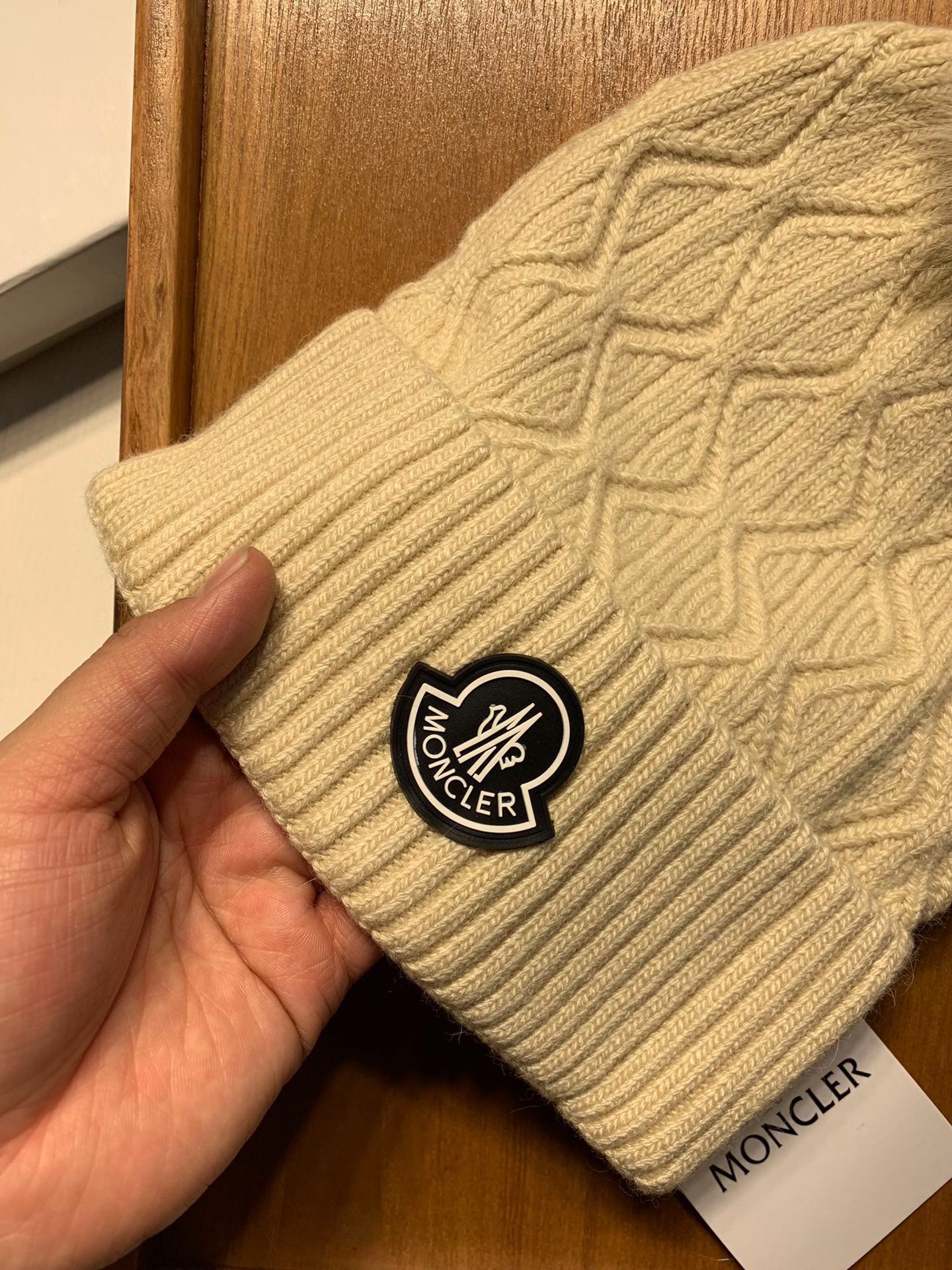 Hat Moncler 4 - vstockx