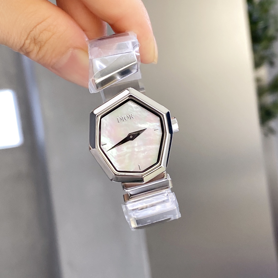 Watches Dior 323416 size:26*32 mm - vstockx