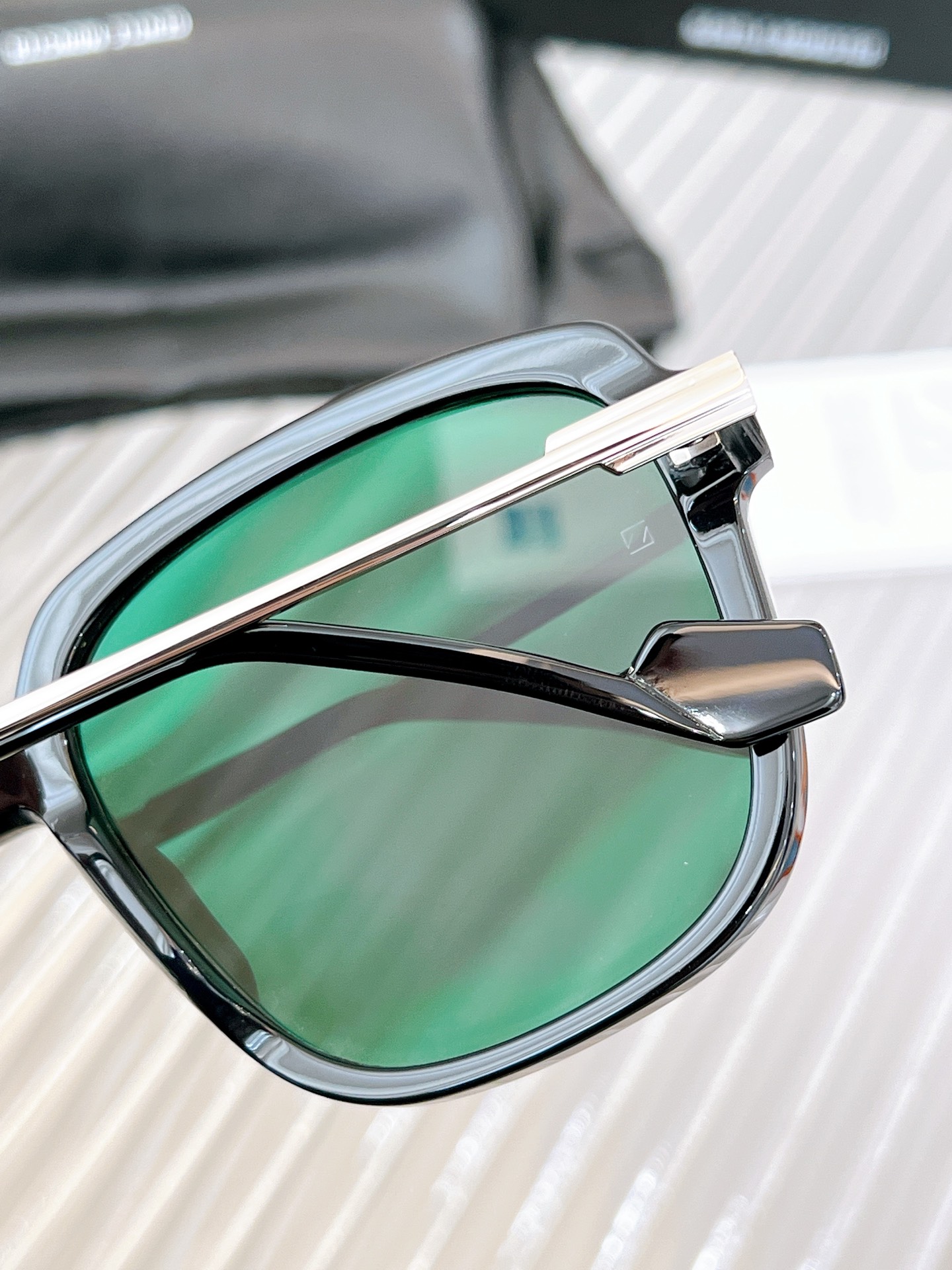 Sunglasses   MILLIE size��58-19-142 - vstockx