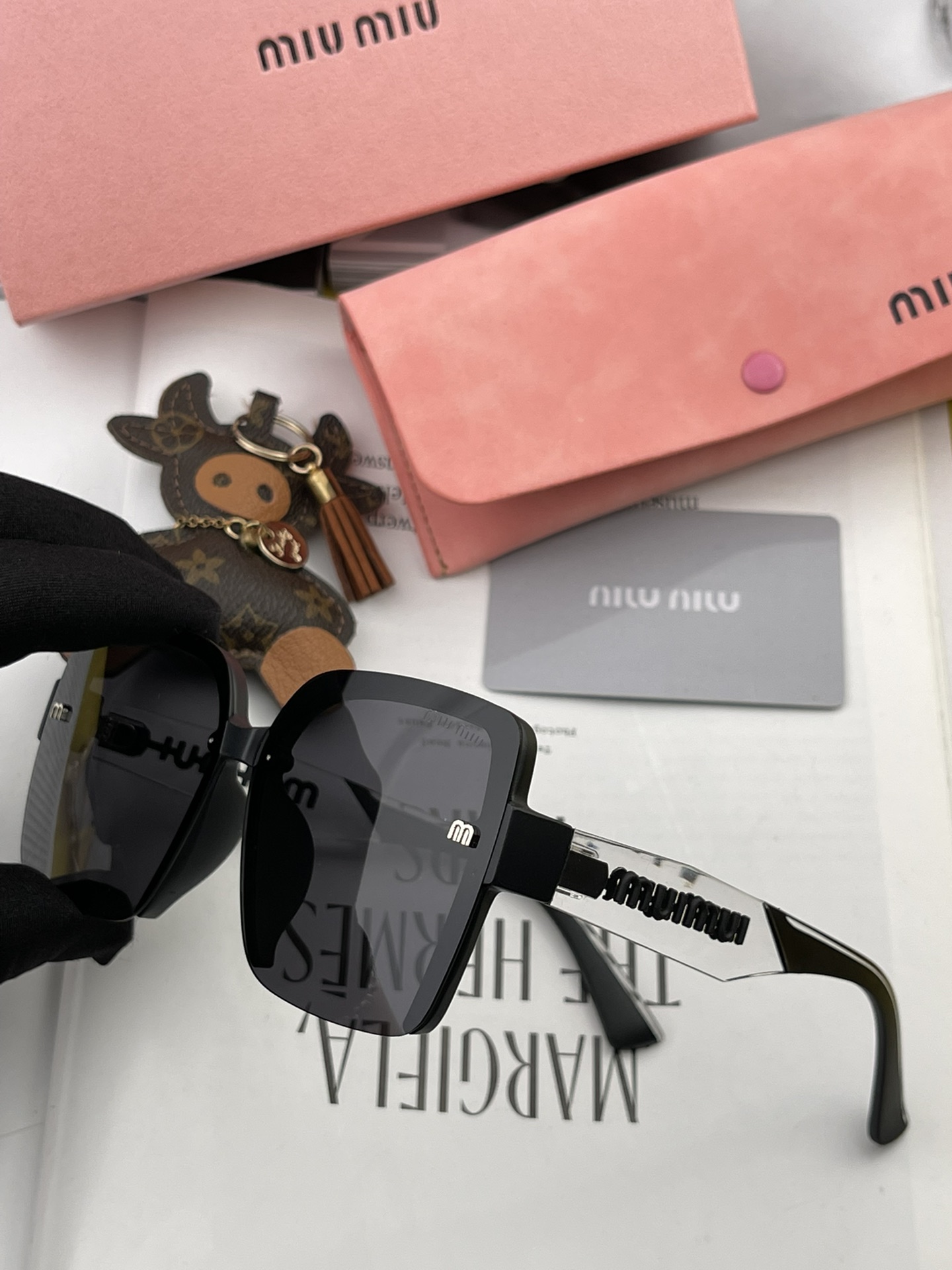 sunglasses Miu Miu MM 7771 - vstockx