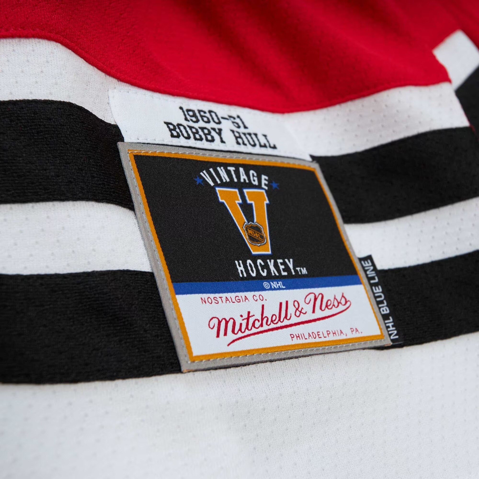 Bobby Hull Chicago Blackhawks Mitchell & Ness 1960/61 Blue Line Player Jersey - Red - vstockx