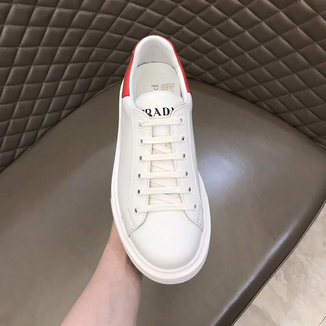 Prada Low Top sneaker 35 - vstockx