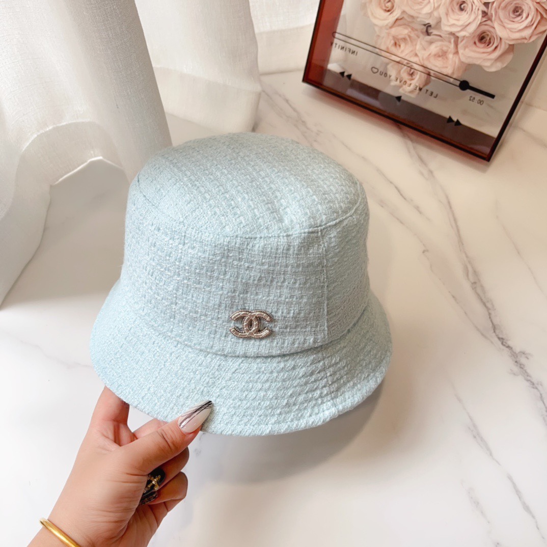 Streetwear Hat Chanel 329364 - vstockx